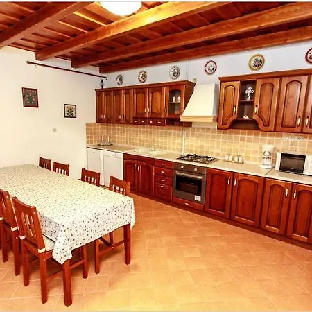 Pensjonat Kekparkany Vendeghaz *